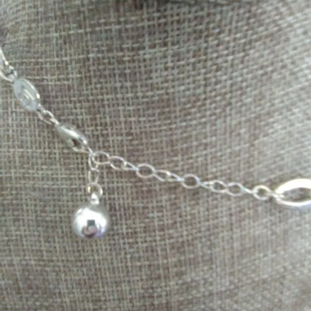 Chain Link Necklace - Picture 8 of 10